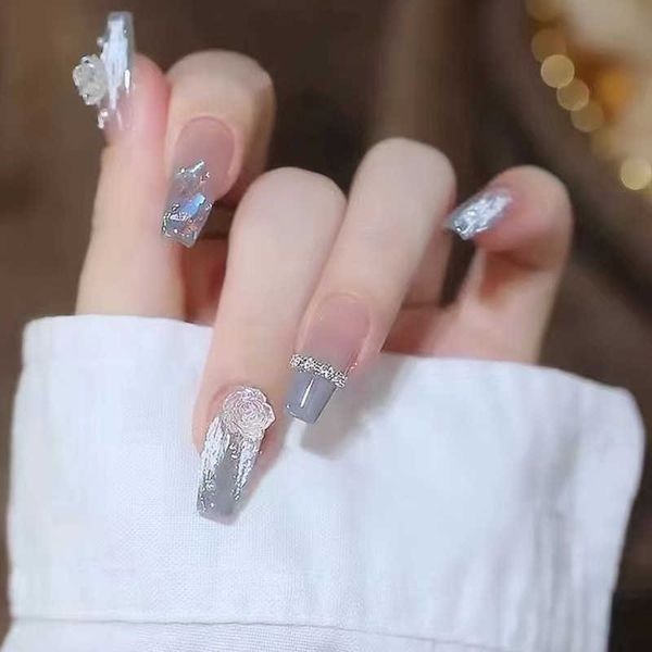false nails wearing medium length style gradual temperament ice penetrating blue grey camellia enhancement diamond chain pseudo finished pat, Red;gold
false nails wearing medium length style gradual temperament ice penetrating blue grey camellia enhancement diamond chain pseudo finished pat, Red;gold