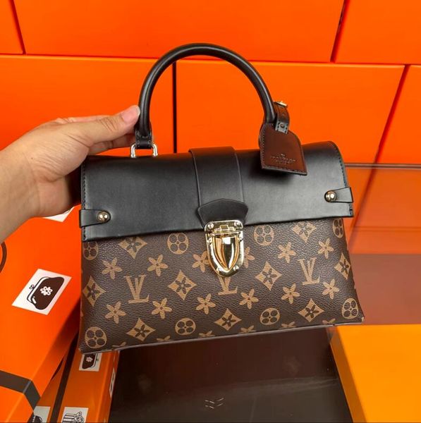 new brand designer bag fashion lock head bag clutch handbag luxury tote bag leather shoulder bag messenger crossbody package
new brand designer bag fashion lock head bag clutch handbag luxury tote bag leather shoulder bag messenger crossbody package