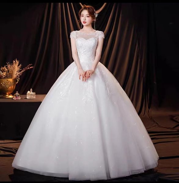 2023 super beautiful quality round neckline bridal with handmade beads wedding ball gown with lace luxury and elegant, White
2023 super beautiful quality round neckline bridal with handmade beads wedding ball gown with lace luxury and elegant, White