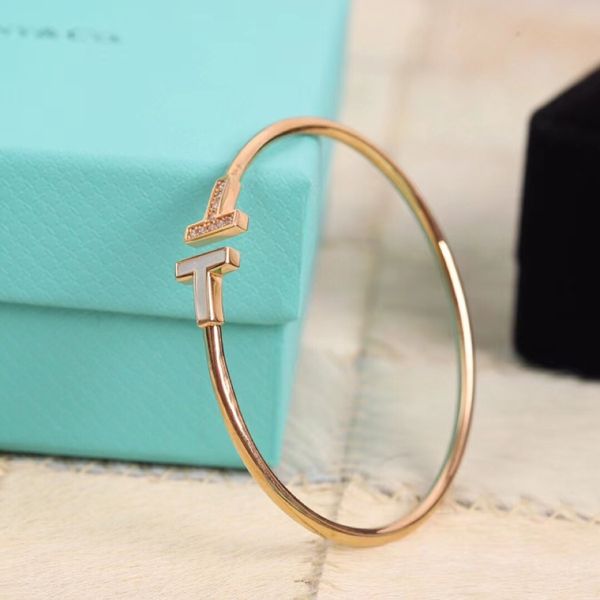 factory designer bangle bangles for women mens luxury bracelet jewelry woman bracelets t gold designer jewelry box accessories bracelet coup, Black
factory designer bangle bangles for women mens luxury bracelet jewelry woman bracelets t gold designer jewelry box accessories bracelet coup, Black