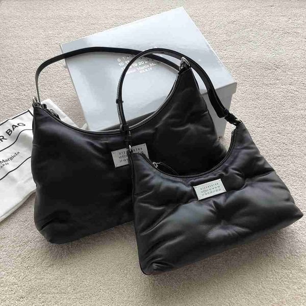 margiela style margiela niche design mm6 underarm bag sheepskin fashion cloud pillow messenger bill of lading shoulder bag
margiela style margiela niche design mm6 underarm bag sheepskin fashion cloud pillow messenger bill of lading shoulder bag