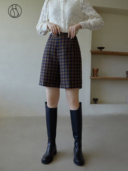 women's shorts dushu winter retro corduroy black padded plaid loose wide leg short pant high waisted pants 230320, White;black
women's shorts dushu winter retro corduroy black padded plaid loose wide leg short pant high waisted pants 230320, White;black