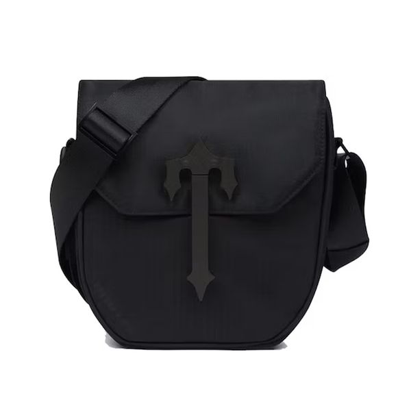 fashion trapstars bags irongate cobra t bag domuni mens trapstar designo di lugo crops classo classhe clucca in frittura in macchiatura basc
fashion trapstars bags irongate cobra t bag domuni mens trapstar designo di lugo crops classo classhe clucca in frittura in macchiatura basc