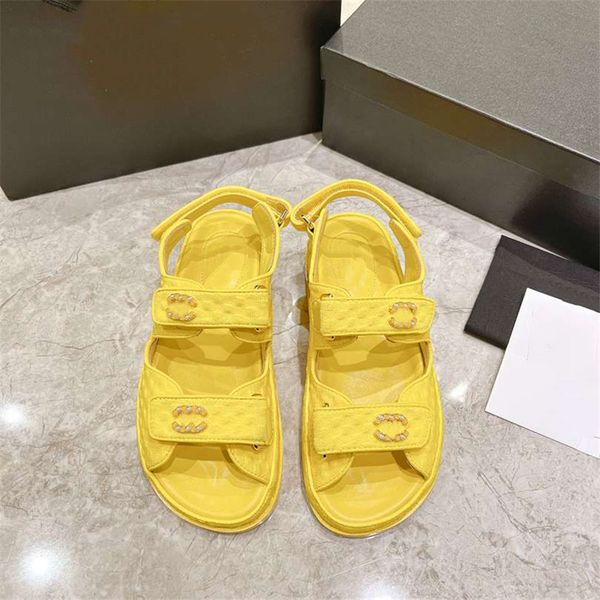 summer popular women sandals 2023 channel luxury brand business dress wedding party leather high heels casual flat slippers 08-09, Black
summer popular women sandals 2023 channel luxury brand business dress wedding party leather high heels casual flat slippers 08-09, Black