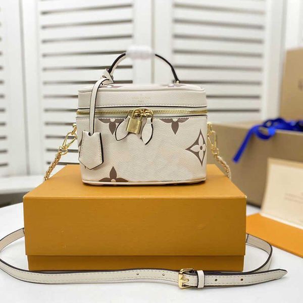 10a designers 2023 shoulder bags collision legend with poker patterns each playing card face both are fashion trump cards genuine leather 5t
10a designers 2023 shoulder bags collision legend with poker patterns each playing card face both are fashion trump cards genuine leather 5t