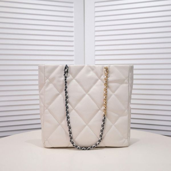 evening bags ladies fashion leather handbag brand design classic rhombus leisure shopping women large capacity chain tot bag 230320
evening bags ladies fashion leather handbag brand design classic rhombus leisure shopping women large capacity chain tot bag 230320