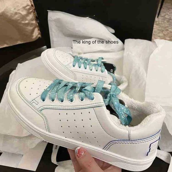 small fragrant wind panda small white female 2021 black breathable low color matching spring round toe board shoes c family casual
small fragrant wind panda small white female 2021 black breathable low color matching spring round toe board shoes c family casual
