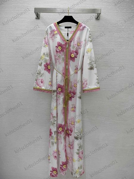 luxury dress embroidered lace stitching pink floral print v-neck dress custom button tassel belt design silhouette long sleeve designer maxi, Black;gray
luxury dress embroidered lace stitching pink floral print v-neck dress custom button tassel belt design silhouette long sleeve designer maxi, Black;gray