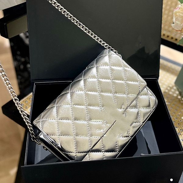 new cc women designers small squire bag handbag clutch purse calf leather lady classic fashion crossbody leather black & siver chain mini cf
new cc women designers small squire bag handbag clutch purse calf leather lady classic fashion crossbody leather black & siver chain mini cf