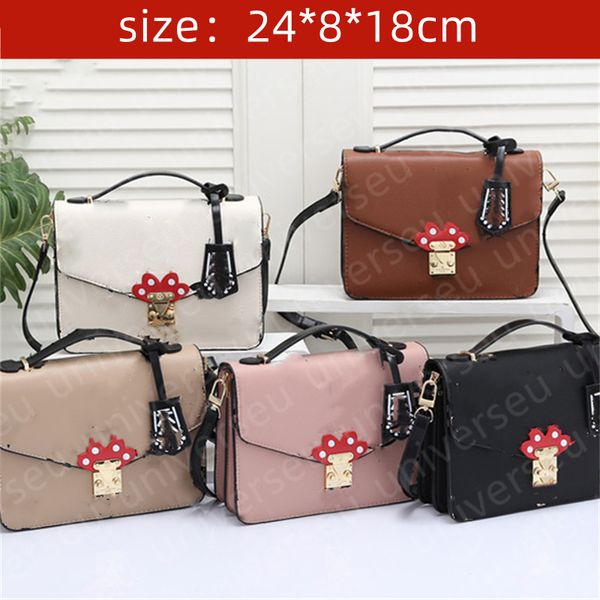 fashion nylon woman luxurys men designers bags crossbody tote hobo shoulder purses handbags bag wallet
fashion nylon woman luxurys men designers bags crossbody tote hobo shoulder purses handbags bag wallet