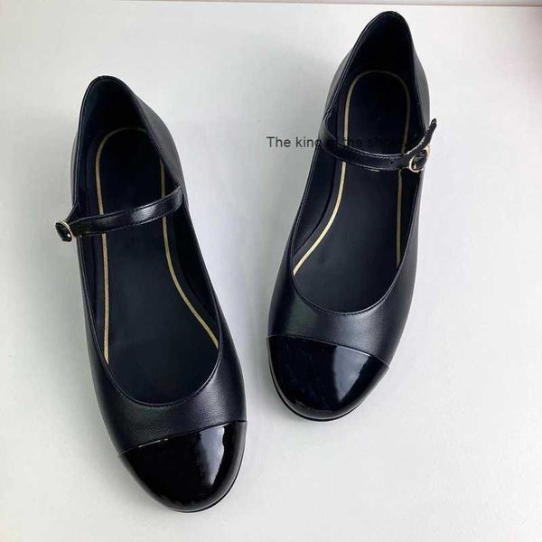 dress mary jane leather women's 2022 autumn new small fragrant mountain camellia thick heels versatile french style single shoes 1208, Black
dress mary jane leather women's 2022 autumn new small fragrant mountain camellia thick heels versatile french style single shoes 1208, Black