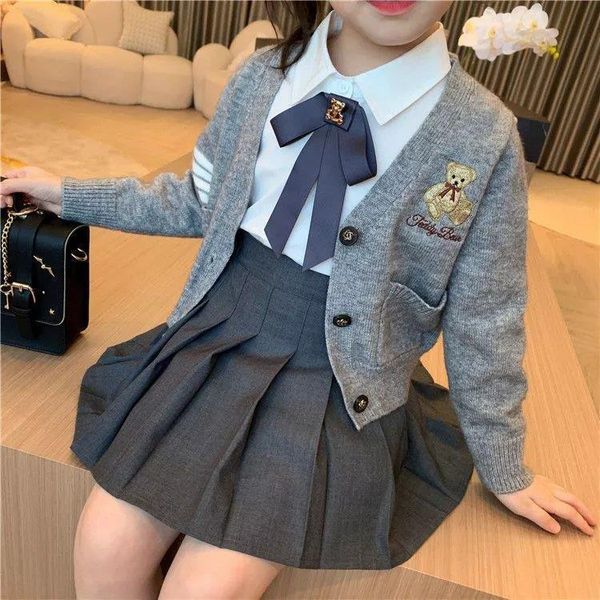 clothing sets girls autumn jk preppy style uniform suit white shirt short skirt cardigan medium and large children s set 230317
clothing sets girls autumn jk preppy style uniform suit white shirt short skirt cardigan medium and large children s set 230317