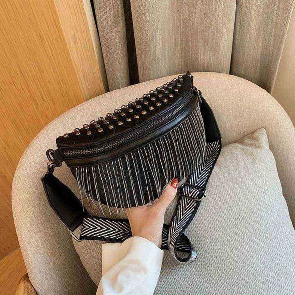 waist bags bag women rivet fanny pack fashion leather shoulder crossbody chest luxury tassel female belt 220711
waist bags bag women rivet fanny pack fashion leather shoulder crossbody chest luxury tassel female belt 220711
