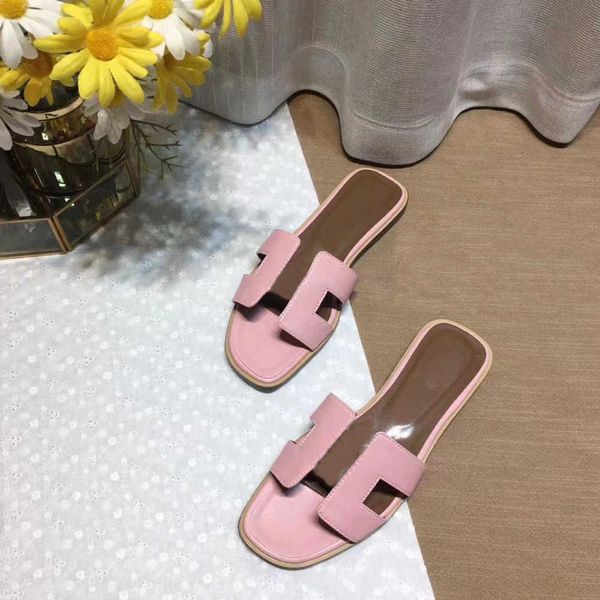 slippers designer sandals shoes ladies slipper flip flops summer brand classic leather fashion beach flat heel with dustbag size, Black
slippers designer sandals shoes ladies slipper flip flops summer brand classic leather fashion beach flat heel with dustbag size, Black