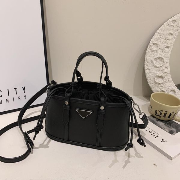 fashion cosmetic bag toiletry pouch cosmetic nice makeup bag cases women toiletry black nylon bag travel bags clutch handbags purses mini wa
fashion cosmetic bag toiletry pouch cosmetic nice makeup bag cases women toiletry black nylon bag travel bags clutch handbags purses mini wa