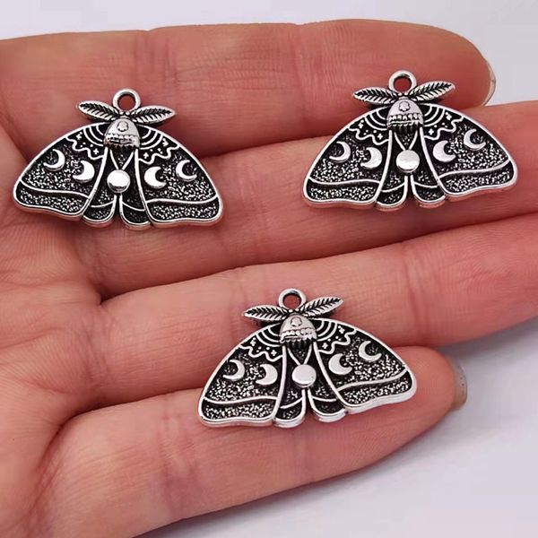 charms hzew 50pcs moon moth pendant charm wedding party fashion jewelry charms gifts female bijoux for women man accessories hjy 230320, Bronze;silver
charms hzew 50pcs moon moth pendant charm wedding party fashion jewelry charms gifts female bijoux for women man accessories hjy 230320, Bronze;silver