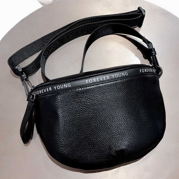 women's bag korean style fashion one shoulder messenger bag waist female letter zipper half round small chest 220719
women's bag korean style fashion one shoulder messenger bag waist female letter zipper half round small chest 220719