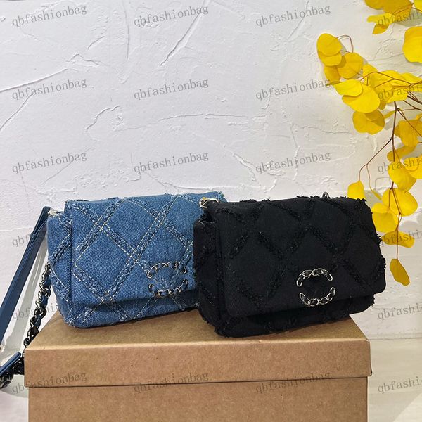 classic mini women shoulder bag vintage denim hardware chain diagonal span bag handbag with seam clamshell coin bags designer brand makeup b
classic mini women shoulder bag vintage denim hardware chain diagonal span bag handbag with seam clamshell coin bags designer brand makeup b