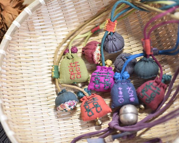 charm loose handmade chinese character linen fabric necklace 230320, Bronze;silver 
charm loose handmade chinese character linen fabric necklace 230320, Bronze;silver