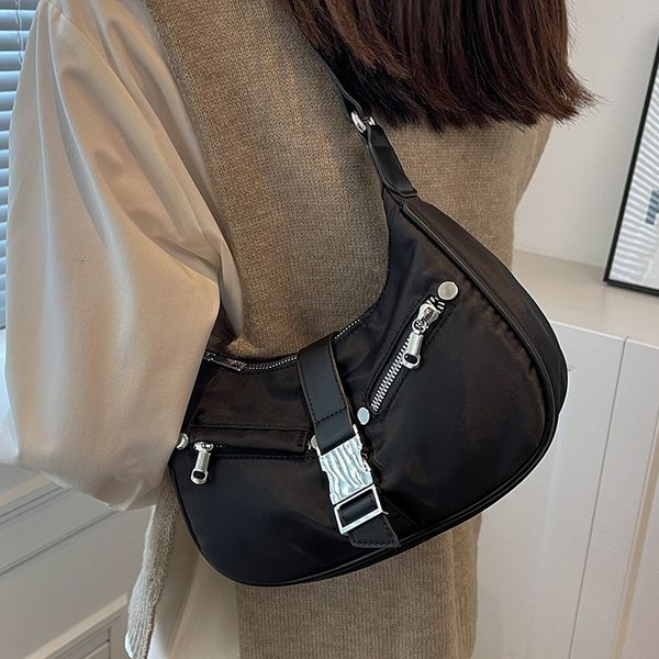 evening bags women's nylon cloth shoulder fashion net red messenger armpit casual small square 230320
evening bags women's nylon cloth shoulder fashion net red messenger armpit casual small square 230320