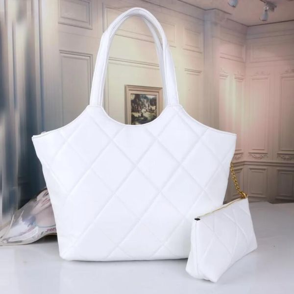 2023 icare maxi shopping bag large designer bags quilted tote bags attaches women handbag fashion black lambskin totes shoulders purse
2023 icare maxi shopping bag large designer bags quilted tote bags attaches women handbag fashion black lambskin totes shoulders purse