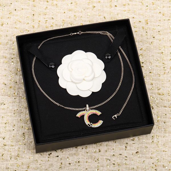2023 luxury quality charm pendant necklace with colorful diamond and words design have box stamp ps7634a, Golden
2023 luxury quality charm pendant necklace with colorful diamond and words design have box stamp ps7634a, Golden