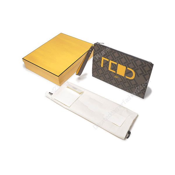 luxury quality womens wallet clutch bag presbyopic cabinet and detachable bracelet handle designer key pouch mens card holder money clip wal, Red;black
luxury quality womens wallet clutch bag presbyopic cabinet and detachable bracelet handle designer key pouch mens card holder money clip wal, Red;black