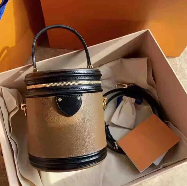 bucket bag bags luxurys woman leather shoulder bags classic designers cross body purse lady sylvie handbag
bucket bag bags luxurys woman leather shoulder bags classic designers cross body purse lady sylvie handbag