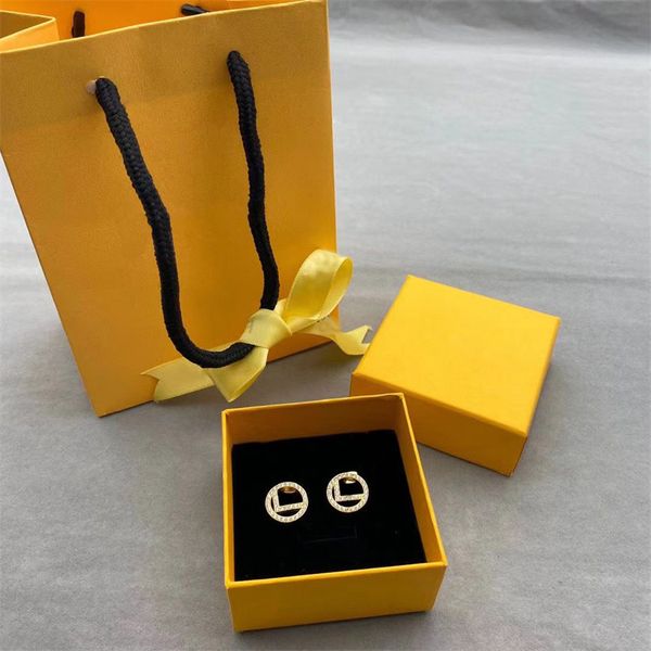 designer earrings women ear stud fashion jewelry gold silver letter hoop earring womens designers stud earrings lady diamonds charm ear stud, Golden
designer earrings women ear stud fashion jewelry gold silver letter hoop earring womens designers stud earrings lady diamonds charm ear stud, Golden