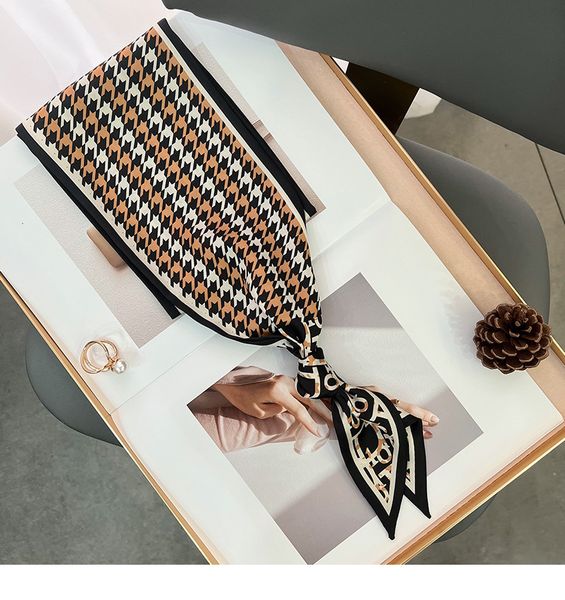 scarves luxury silk scarf narrow long joker twil neckerchief decorate bag bandage headwear headdress woman accessories, Blue;gray
scarves luxury silk scarf narrow long joker twil neckerchief decorate bag bandage headwear headdress woman accessories, Blue;gray