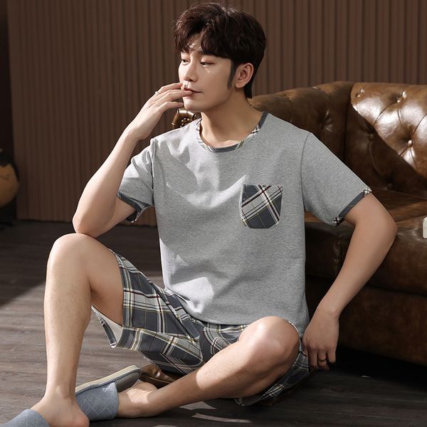 men's sleepwear 100% cotton men sleepwear summer pajama set short sleeve plaid shorts pijamas elegant plus size l-4xl nightwear 230320, Black;brown
men's sleepwear 100% cotton men sleepwear summer pajama set short sleeve plaid shorts pijamas elegant plus size l-4xl nightwear 230320, Black;brown