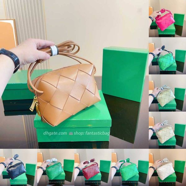 woven women's bag crossbody leather small square bag mini shoulder bag diamond small bag box bag
woven women's bag crossbody leather small square bag mini shoulder bag diamond small bag box bag
