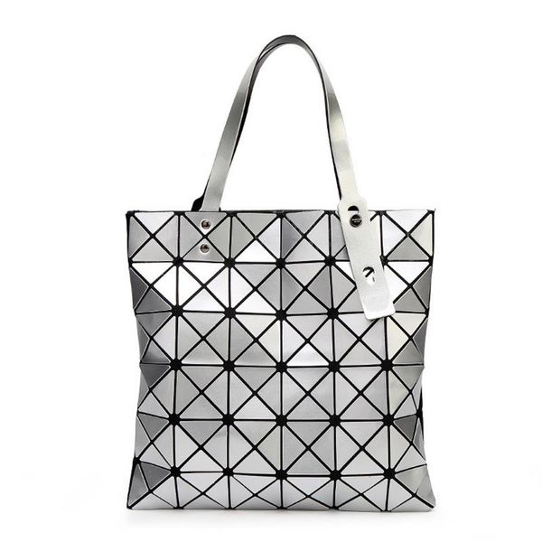 2021 new fashion women's bag sequin geometric lingge trend one shoulder portable japanese laser231w, Black;red
2021 new fashion women's bag sequin geometric lingge trend one shoulder portable japanese laser231w, Black;red