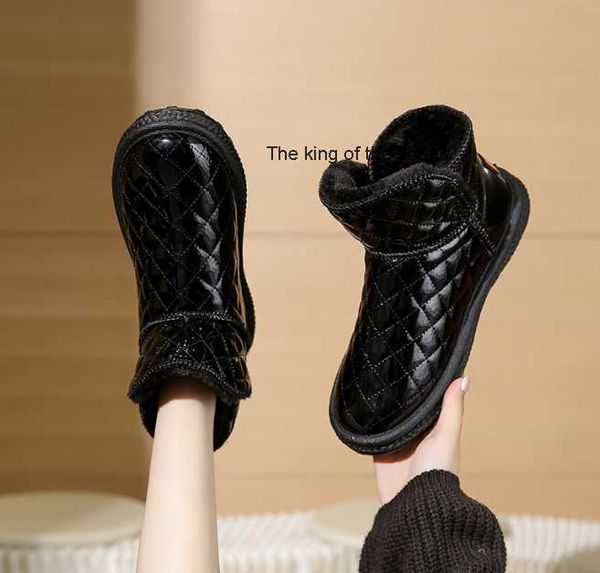 designer new waterproof snow boots women's fur integrated plush cotton shoes small fragrant students' winter, Black
designer new waterproof snow boots women's fur integrated plush cotton shoes small fragrant students' winter, Black