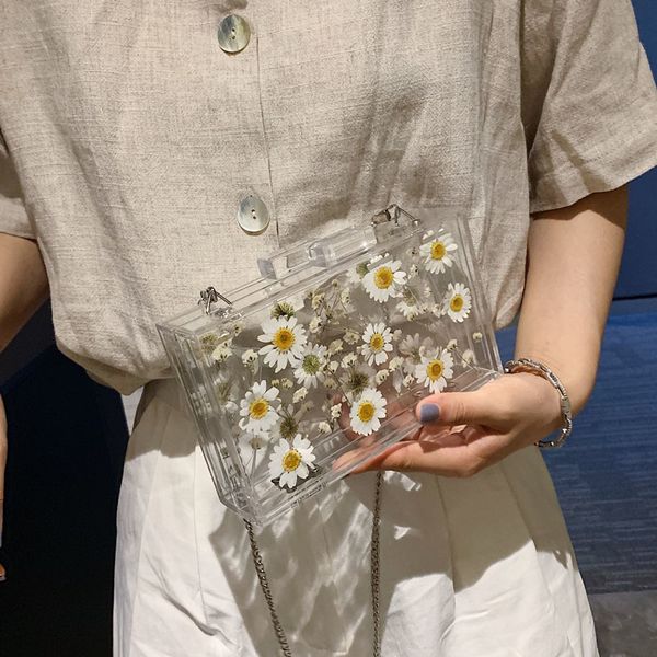 evening bags transparent acrylic handbag dride flowers clutches party wedding wallet women chain shoulder bag wholesale 230317
evening bags transparent acrylic handbag dride flowers clutches party wedding wallet women chain shoulder bag wholesale 230317