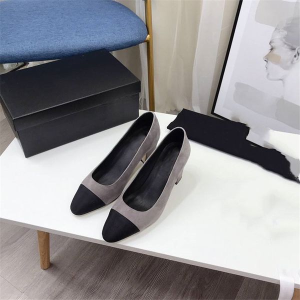 fashion dress shoes 2023 channel women leather high heel metal buckle letter logo wedding party business casual flat shoes 06-02, Black
fashion dress shoes 2023 channel women leather high heel metal buckle letter logo wedding party business casual flat shoes 06-02, Black