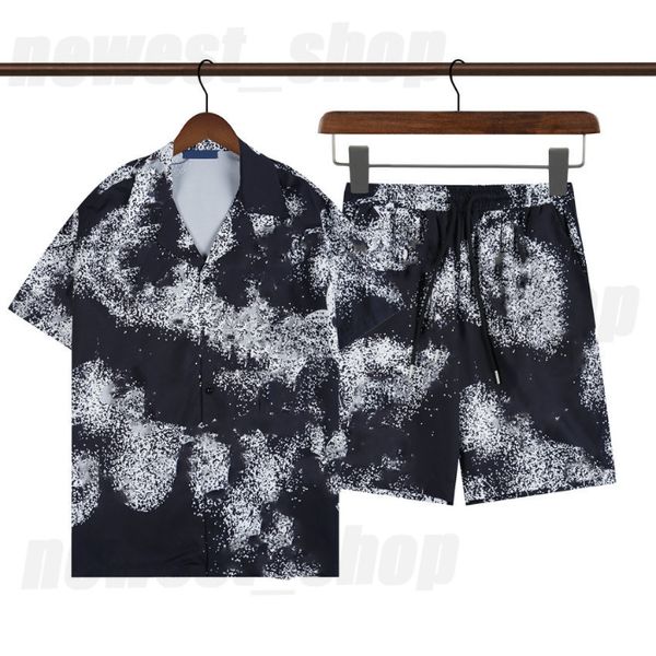 23ss designer men tracksuits mens set hawaii man classical print suits womens tshirts luxury casual breeches cotton man shorts and t shirt s, Gray
23ss designer men tracksuits mens set hawaii man classical print suits womens tshirts luxury casual breeches cotton man shorts and t shirt s, Gray
