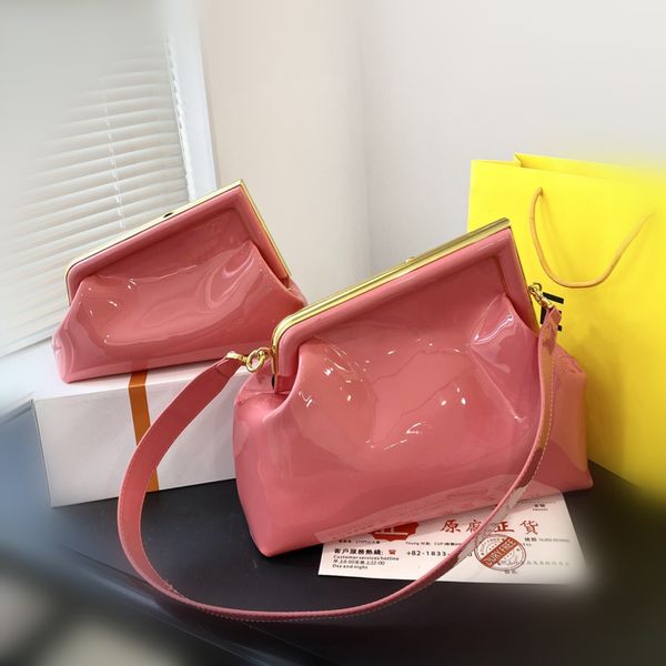 bright lacquer leather womwn evening bags large handbag oversize letter hasp crossbody candy colors shoulder purses
bright lacquer leather womwn evening bags large handbag oversize letter hasp crossbody candy colors shoulder purses