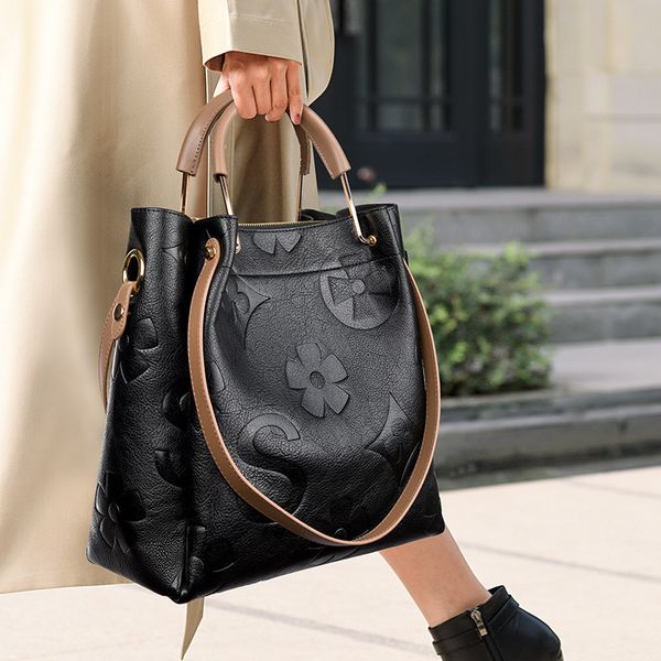 evening bags designer shoulder bag handbag lady crossbody tote genuine saffiano leather for women fashion handbags hobo chain purse messeng
evening bags designer shoulder bag handbag lady crossbody tote genuine saffiano leather for women fashion handbags hobo chain purse messeng