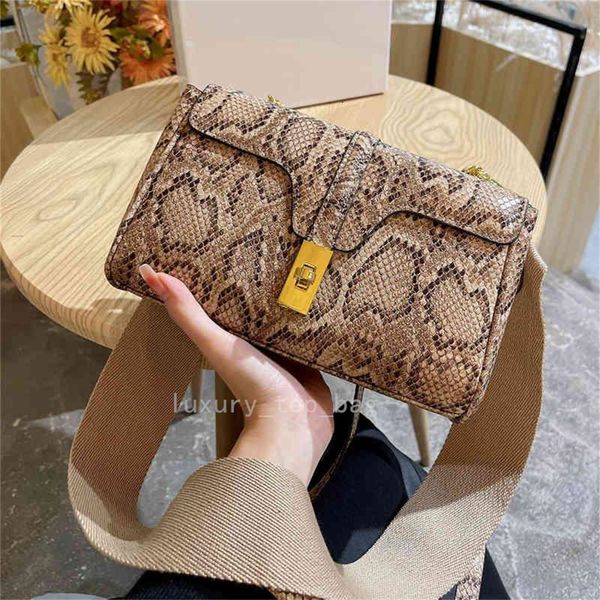 aaaaa designer bag handbag crossbody tote ladies handbags totes genuine leather luxury different styles evening party with thedesigner shoul
aaaaa designer bag handbag crossbody tote ladies handbags totes genuine leather luxury different styles evening party with thedesigner shoul