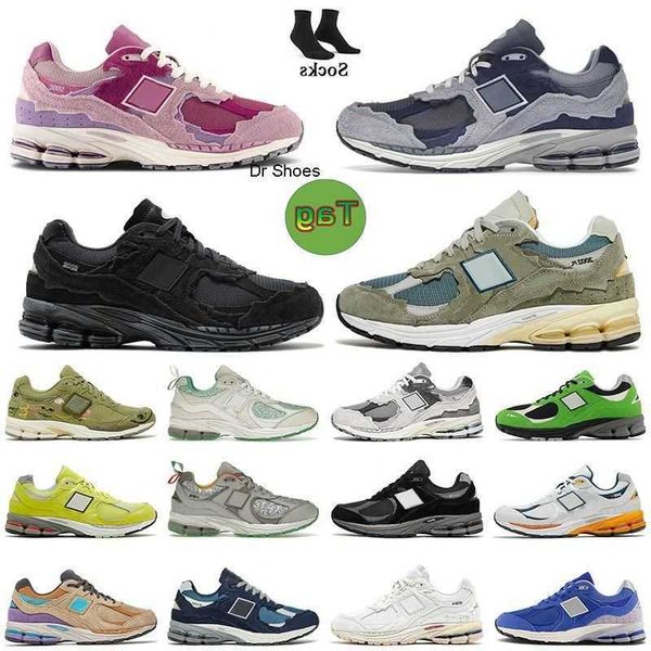 with box nb 2002r running shoes women mens 2002 r black white incense protection pack rain cloud mirage grey phantom sea salt peace be th gm
with box nb 2002r running shoes women mens 2002 r black white incense protection pack rain cloud mirage grey phantom sea salt peace be th gm