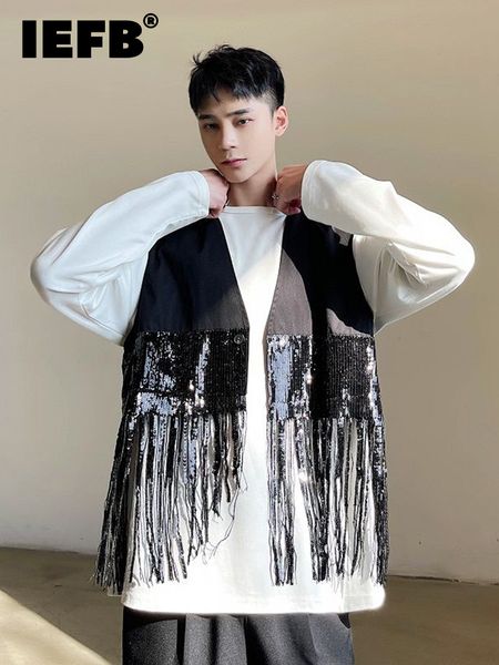 men's vests iefb korean fashion beaded fringe men vest 2023 autumn solid color male waistcoat design temperament 9a4850 230320, Black;white
men's vests iefb korean fashion beaded fringe men vest 2023 autumn solid color male waistcoat design temperament 9a4850 230320, Black;white