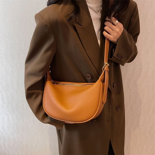 evening bags simple fashion shoulder underarm leather casual solid color messenger soft portable large capacity handbag 230320
evening bags simple fashion shoulder underarm leather casual solid color messenger soft portable large capacity handbag 230320