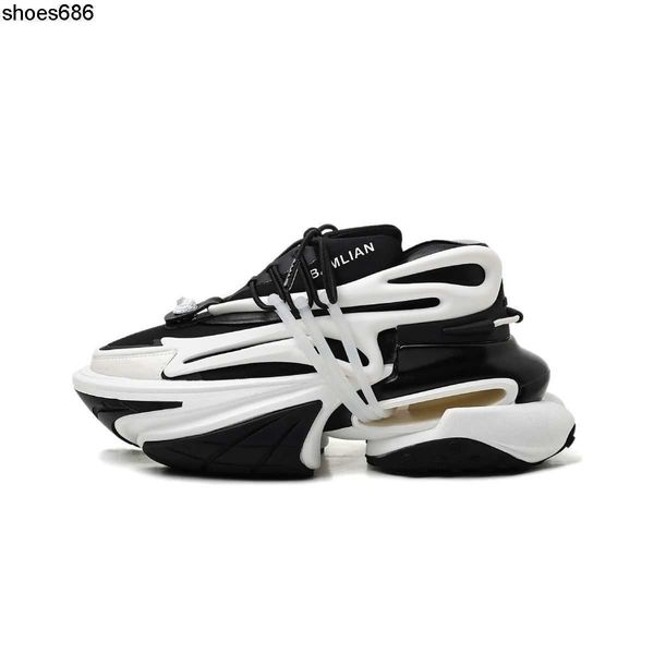 2023 new balman spacecraft ins sports thick sole shock absorbing space shoes casual heightening couple shoes, Black
2023 new balman spacecraft ins sports thick sole shock absorbing space shoes casual heightening couple shoes, Black