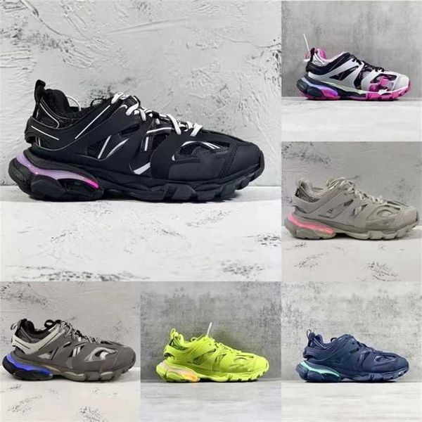 track 3 led light casual shoes 3.0 womens mens shoe luxury gomma leather designer men dad lighted running lamp charging sports trainers snea, Black
track 3 led light casual shoes 3.0 womens mens shoe luxury gomma leather designer men dad lighted running lamp charging sports trainers snea, Black