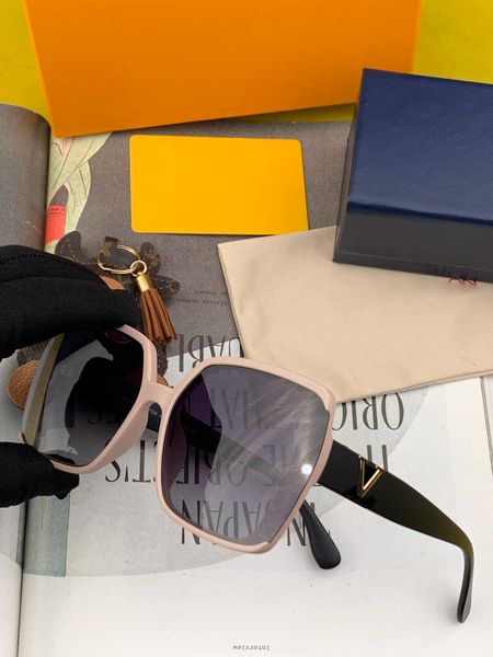 designer brands peculiar eyewear glasses with magnetic sunglasses outdoor women men luxurious over glasses original box, White;black
designer brands peculiar eyewear glasses with magnetic sunglasses outdoor women men luxurious over glasses original box, White;black