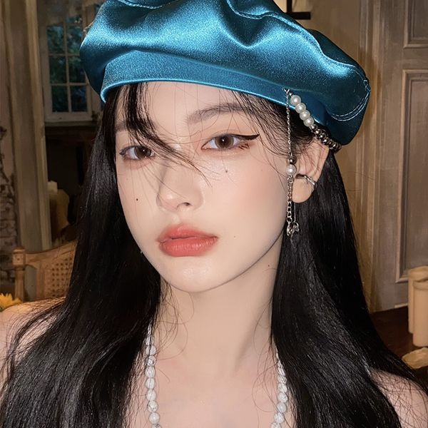 berets pearl chain beret hat women autumn and winter mercerized cotton breathable allmatch painter 230321, Blue;gray 
berets pearl chain beret hat women autumn and winter mercerized cotton breathable allmatch painter 230321, Blue;gray