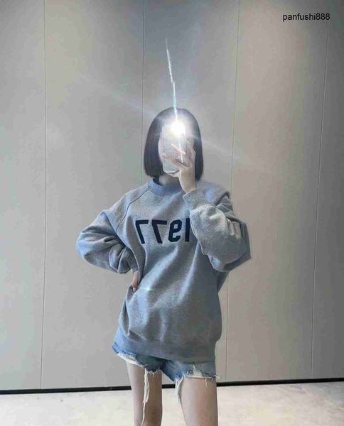casual sweater fogg fear god auxiliary essen american 1977 sweater plugged loose for men and women, Black
casual sweater fogg fear god auxiliary essen american 1977 sweater plugged loose for men and women, Black