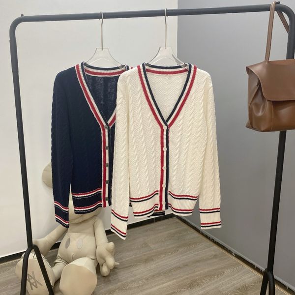 311 2023 spring summer women's sweaters brand same style long sleeve cardigan white blue clothes fangle, White;black
311 2023 spring summer women's sweaters brand same style long sleeve cardigan white blue clothes fangle, White;black