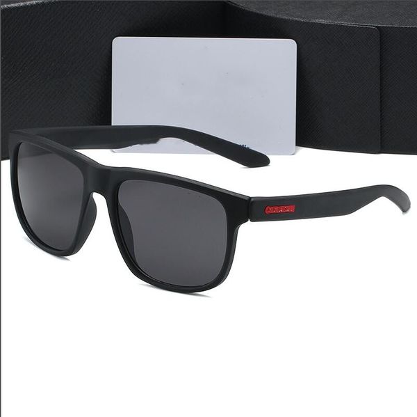 2023mens womens designer sunglasses sun glasses round fashion gold frame glass lens eyewear for man woman with original cases boxs mixed col, White;black
2023mens womens designer sunglasses sun glasses round fashion gold frame glass lens eyewear for man woman with original cases boxs mixed col, White;black